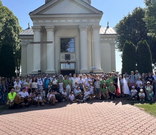 Piesza parafialna pielgrzymka do Bazyliki Ojców Bernardynów w Leżajsku