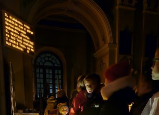 Adwentowe oczekiwanie – Roraty 2025!