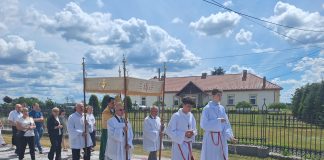 Błogosławieństwo kapłańskie ks. Neoprezbitera