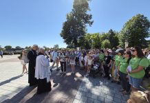 U stóp Matki Bożej Pocieszenia w Leżajsku